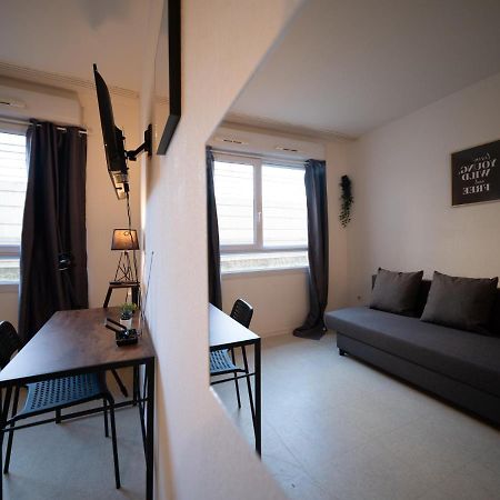 Appartement Tout Equipe Wifi A 6 Min St Charles Marselha Exterior foto